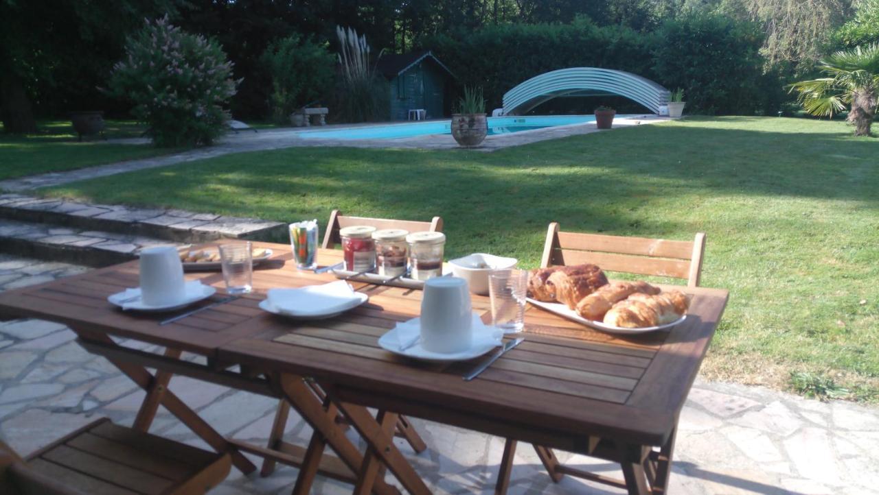 Villa Dikaria Montacher Dış mekan fotoğraf